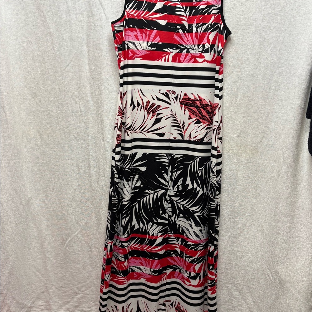 NY Collection Black and Red Patterned Maxi Dress - Picture 2 of 5
